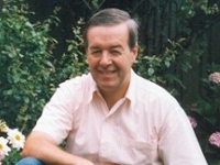 broughton trader's owner in his back garden broughton trader's owner in his back garden